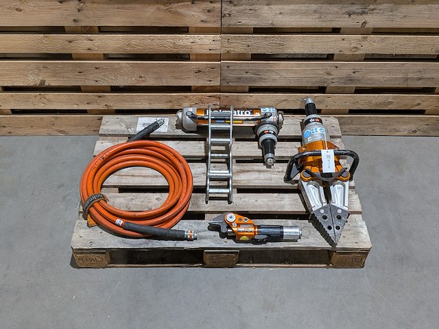 Set hydraulisch redgereedschap, holmatro - afbeelding 1 van  11