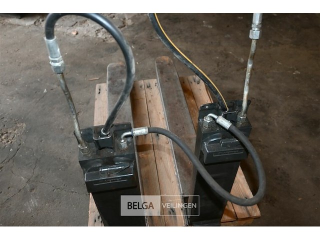 Set hydraulisch uitschuifbare vorken - afbeelding 5 van  5