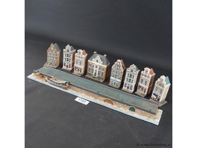 Set is een miniatuur amsterdamse grachtenhuizen - afbeelding 4 van  5