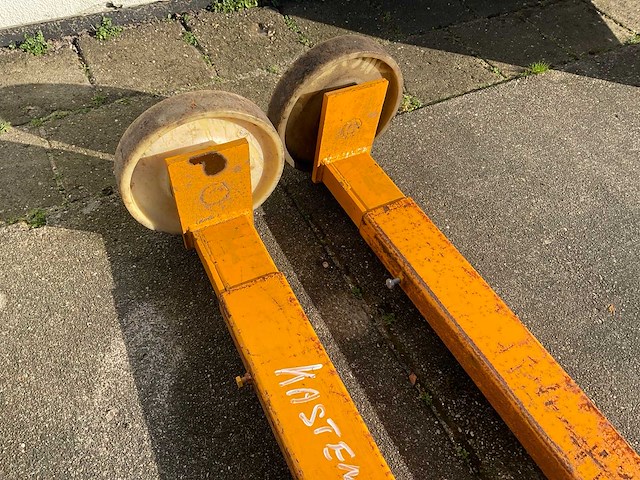 Set kastendragers - afbeelding 3 van  4