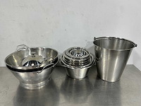 Set keukenbenodigdheden - afbeelding 1 van  4