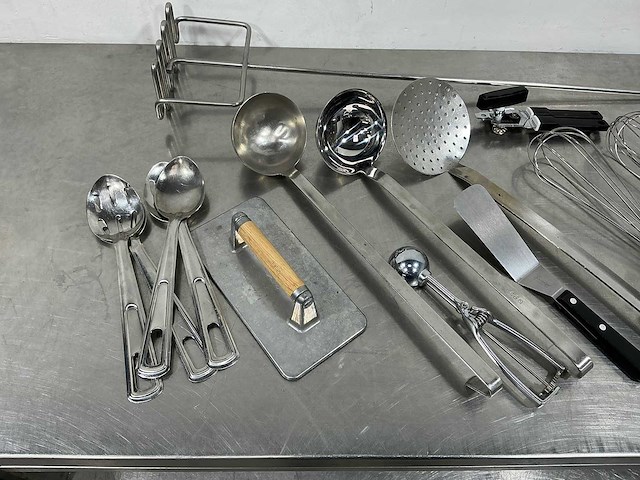 Set keukengerei - afbeelding 2 van  4