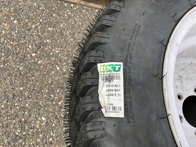 Set landbouw gazonbanden - afbeelding 2 van  15