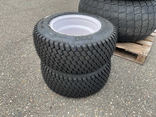 Set landbouw gazonbanden - afbeelding 12 van  15