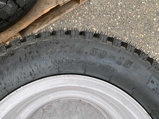 Set landbouw gazonbanden - afbeelding 15 van  15