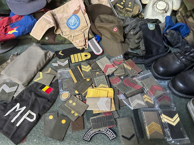 Set legerartikelen voor de verzamelaar - afbeelding 4 van  9