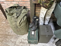 Set legerartikelen voor de verzamelaar - afbeelding 7 van  9