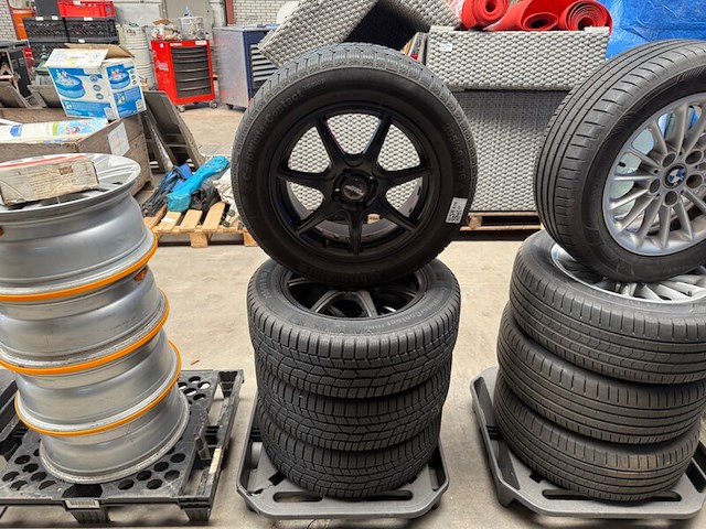 Set lichtmetalen velgen met winterband interaction wheels, continental - afbeelding 4 van  5