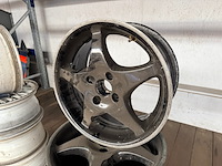 Set lichtmetalen velgen - afbeelding 2 van  4