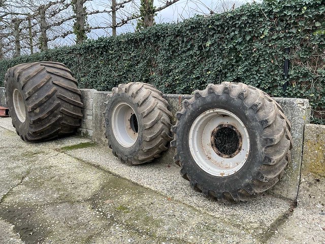 Set michelin 1000/50 r25 band + velg - afbeelding 11 van  18