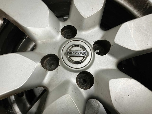 Set nissan autoband met velg 165/55 r16 - afbeelding 4 van  5
