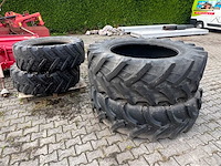 Set pirelli bkt voor en achterbanden - afbeelding 1 van  8