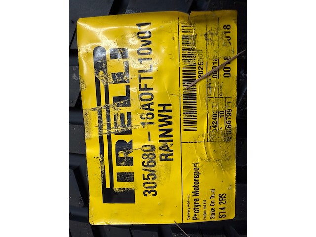Set race regenbanden pirelli, wh - afbeelding 4 van  5