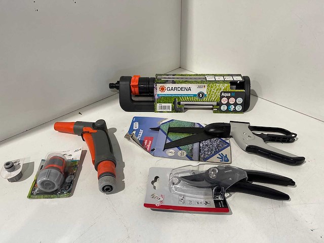 Set tuingereedschappen - afbeelding 1 van  1