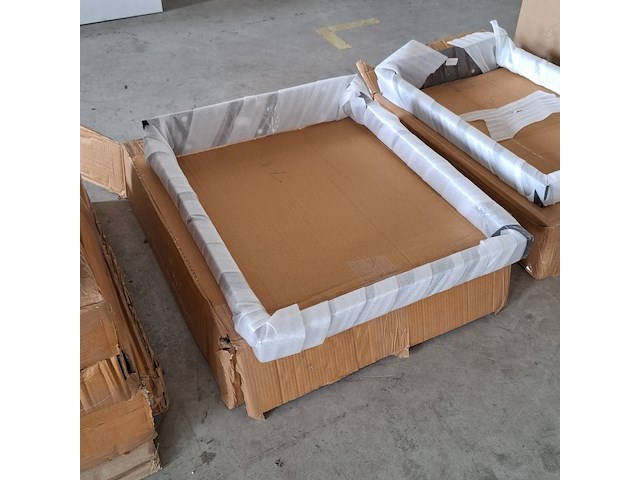 Set u tafelpoten, 2026 - afbeelding 1 van  4