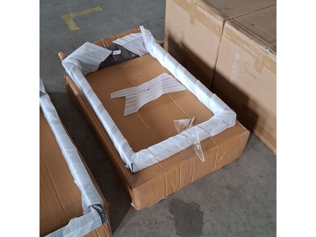 Set u tafelpoten, 2026 - afbeelding 1 van  3