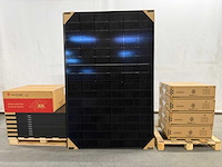 Set van 12 full black zonnepanelen (455 wp) - hybride omvormer - 9,6 kwh batterij - afbeelding 1 van  5