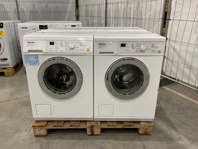 Set van 16 wasmachines en wasdrogers - gereviseerd b - afbeelding 16 van  21