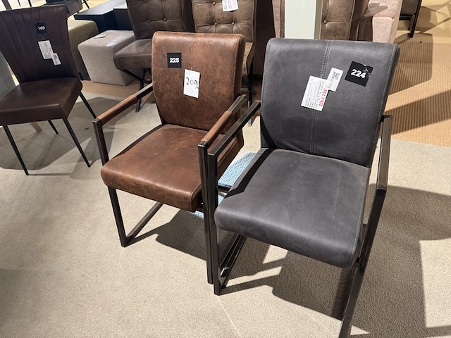 Set van 2 eetkamerstoelen, bruin/grijs - afbeelding 2 van  4