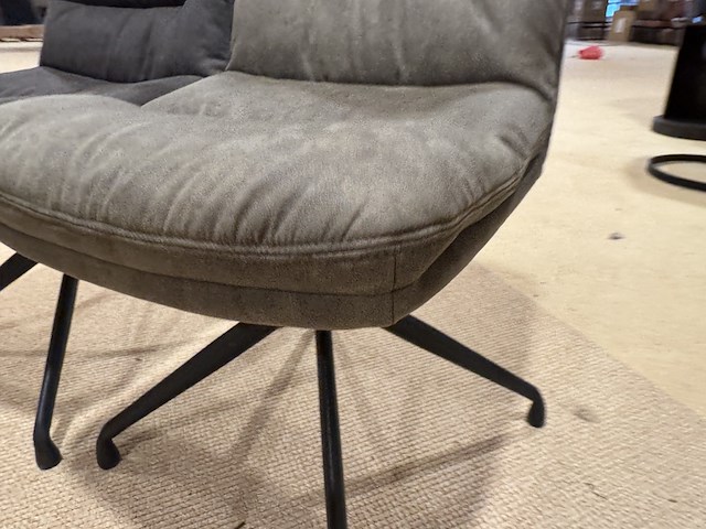 Set van 2 eetkamerstoelen, olive stof, zwart metalen poot - afbeelding 3 van  3