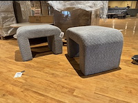 Set van 2 hockers. grijs stof - afbeelding 1 van  2