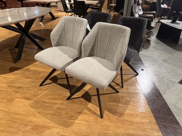 Set van 4 eetkamerstoelen, naturel/grijs boucléstof, zwarte poten - afbeelding 1 van  5