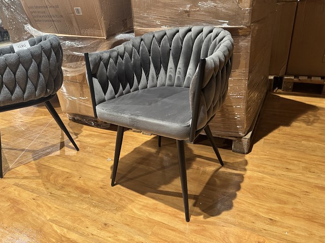 Set van 6 eetkamerstoelen, taupe velvet, zwarte poten - afbeelding 1 van  3