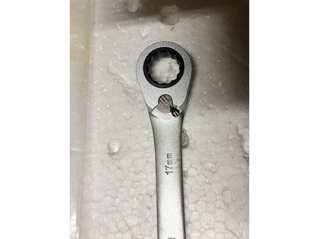 Set van 6 steekring sleutels, ring met ratel voor maten zie foto 5 een product van amwitt tools professioneel - afbeelding 2 van  11