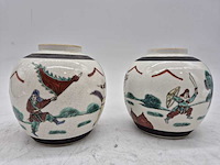 Set van aziatische gemberpotten met krijgersdecor - afbeelding 2 van  9