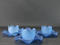 Set van drie vintage esvetro s.a. kandelaars gemaakt van blauw matglas - afbeelding 2 van  5