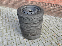 Set vredestein autoband met velg (4x)