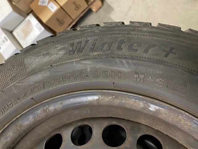 Set winterbanden 225/55 r16 - afbeelding 3 van  6