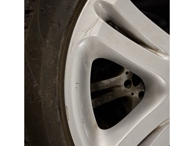 Set winterbanden op lm velg winturi hifly - afbeelding 5 van  10