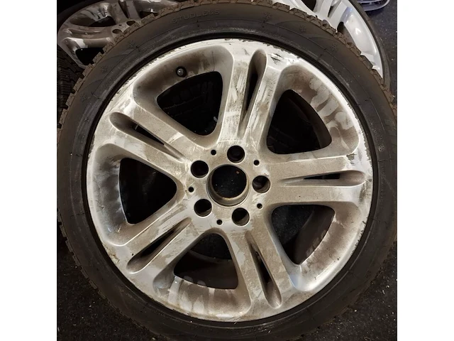 Set winterbanden op lm velg winturi hifly - afbeelding 9 van  10