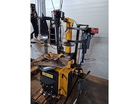 Setje corghi - 2013 - 2025 - banden balanceerapparaat (2x) - afbeelding 5 van  11