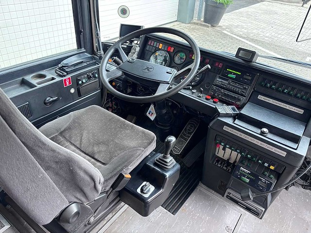 Setra - 1993 - s228 dt - touringcar - afbeelding 16 van  28