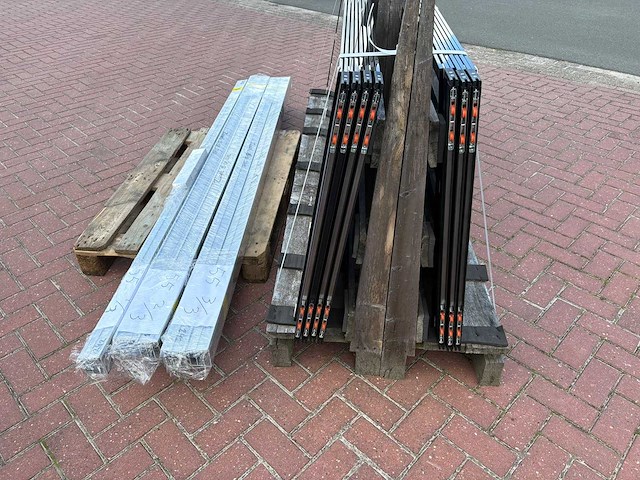 Sets glaspanelen - 82 cm x 230 cm getint glas (5x3) - afbeelding 8 van  11