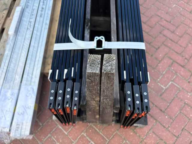 Sets glaspanelen - 82 cm x 230 cm getint glas (5x3) - afbeelding 9 van  11