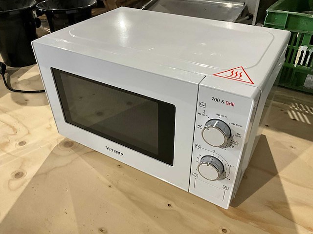 Severin - magnetrons met grillfunctie - afbeelding 1 van  3