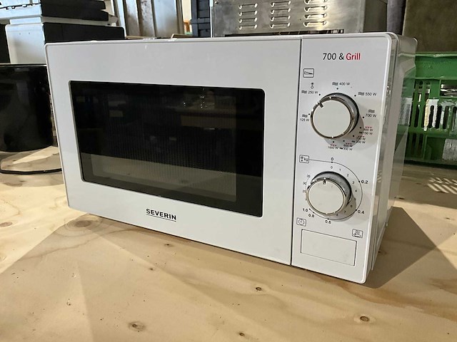 Severin - magnetrons met grillfunctie - afbeelding 2 van  3