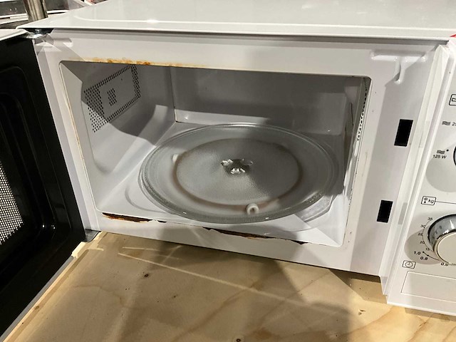 Severin - magnetrons met grillfunctie - afbeelding 3 van  3