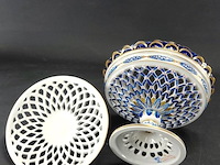 Sèvres-porselein ajour gevormde porseleinen dekselschaal - afbeelding 5 van  5