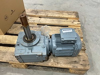 Sew - sa67dre90m4 - elektromotor - afbeelding 3 van  5