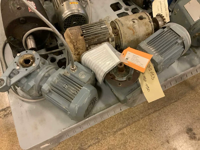 Sew, cantoni diverse elektromotoren - afbeelding 3 van  8