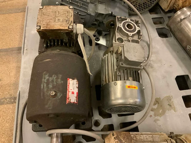 Sew, cantoni diverse elektromotoren - afbeelding 4 van  8