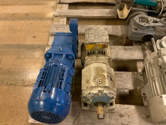 Sew diverse elektromotoren - afbeelding 2 van  7