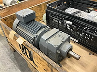 Sew elektromotor en divers installatiemateriaal - afbeelding 7 van  11