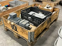 Sew elektromotor en divers installatiemateriaal - afbeelding 6 van  11