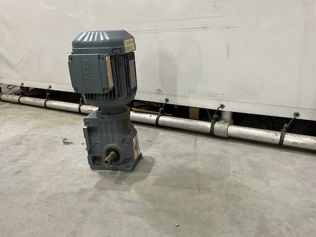 Sew eurodrive - k37 dre 90m4 - elektromotor - afbeelding 3 van  5