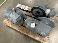 Sew-eurodrive - kaf87 ad3 - 3x industriële tandwielkasten / haakse reductoren met flensmontage - afbeelding 8 van  8